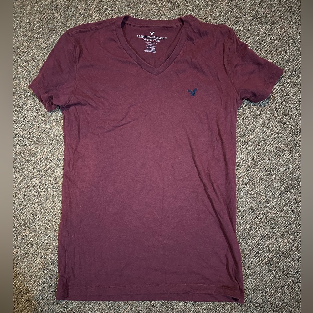 American Eagle Men’s V-neck T-shirt - XS